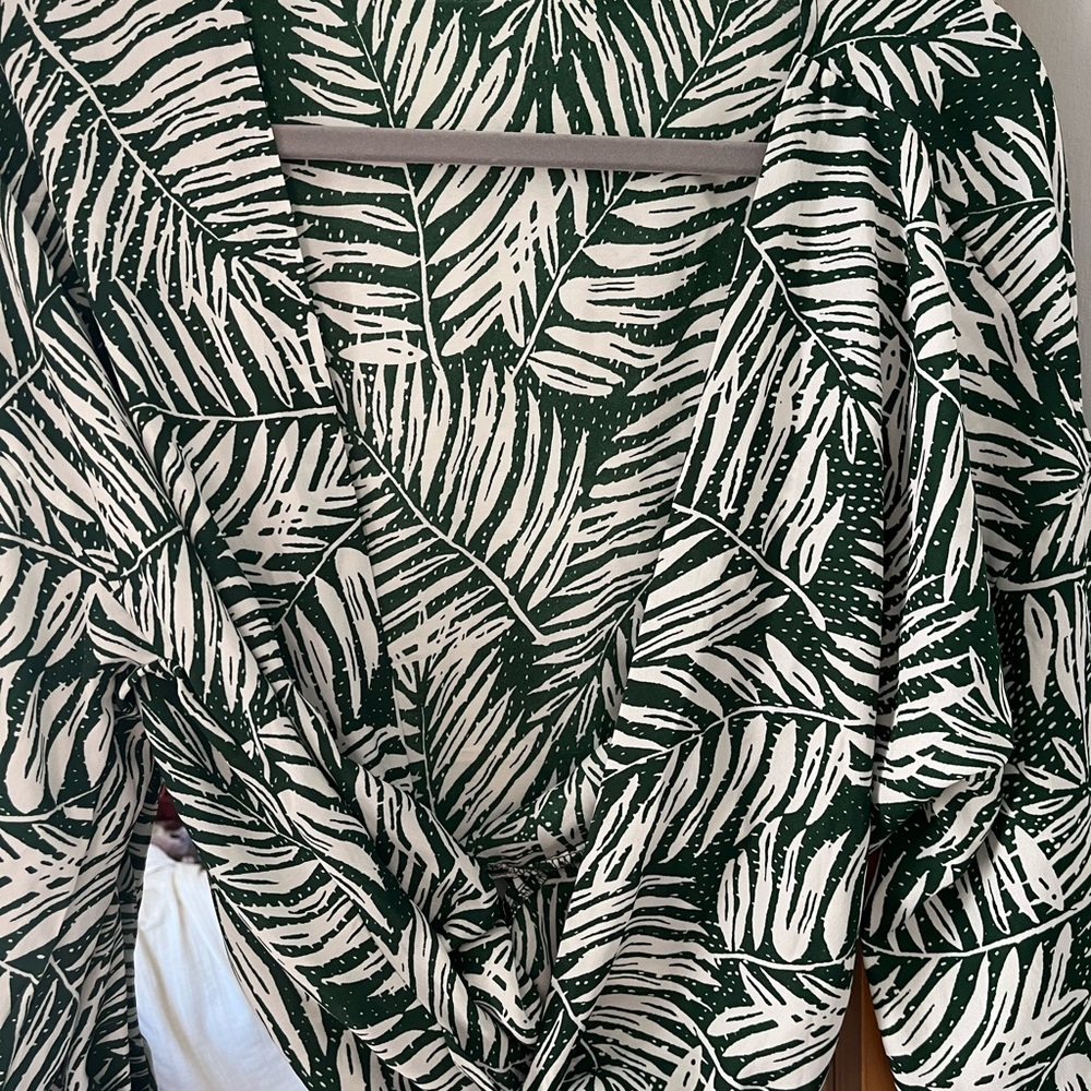 Green and White Leaf Print Blouse